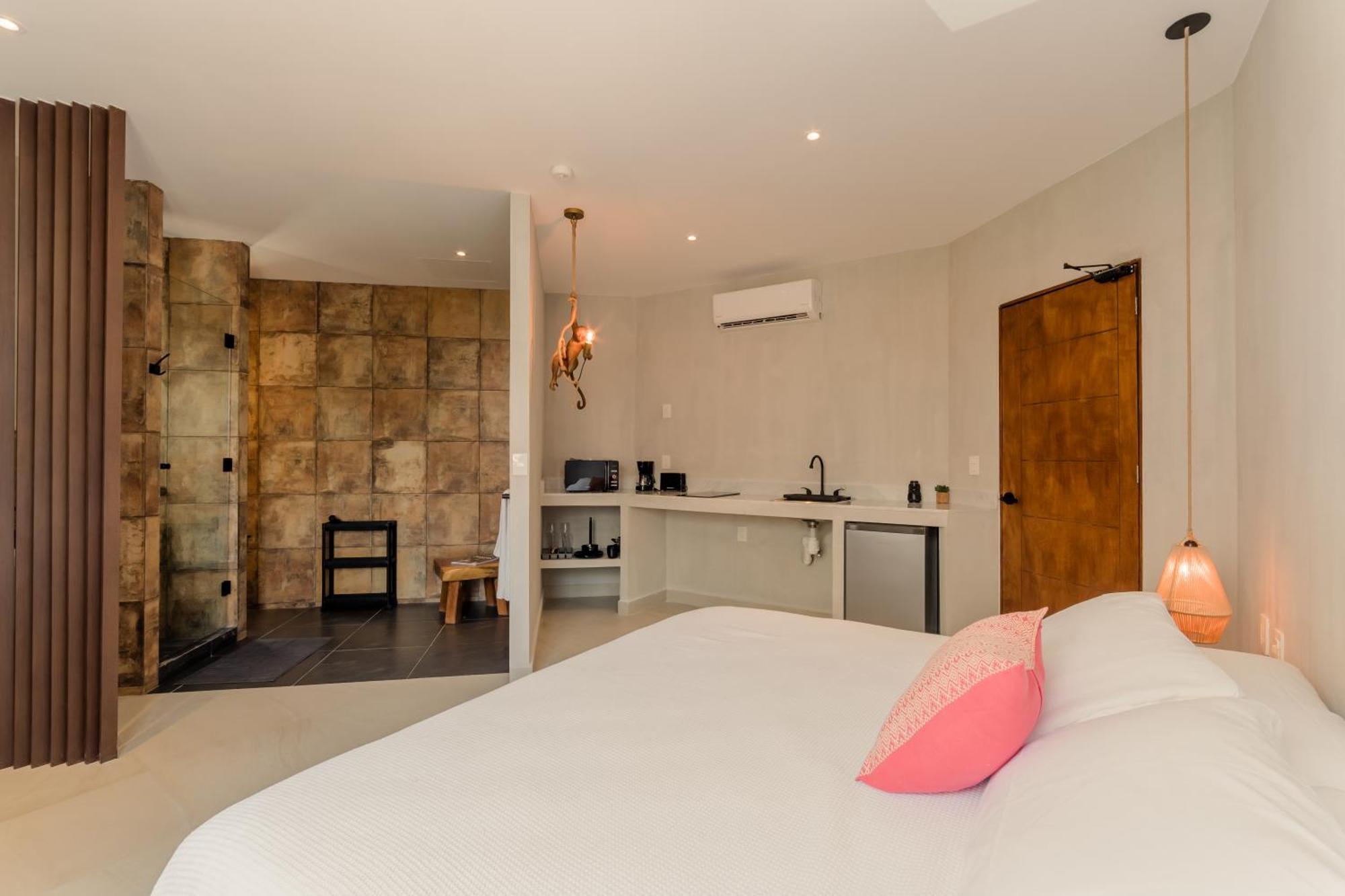 *Casa Aluxes- Guesthouse* Канкун Екстер'єр фото