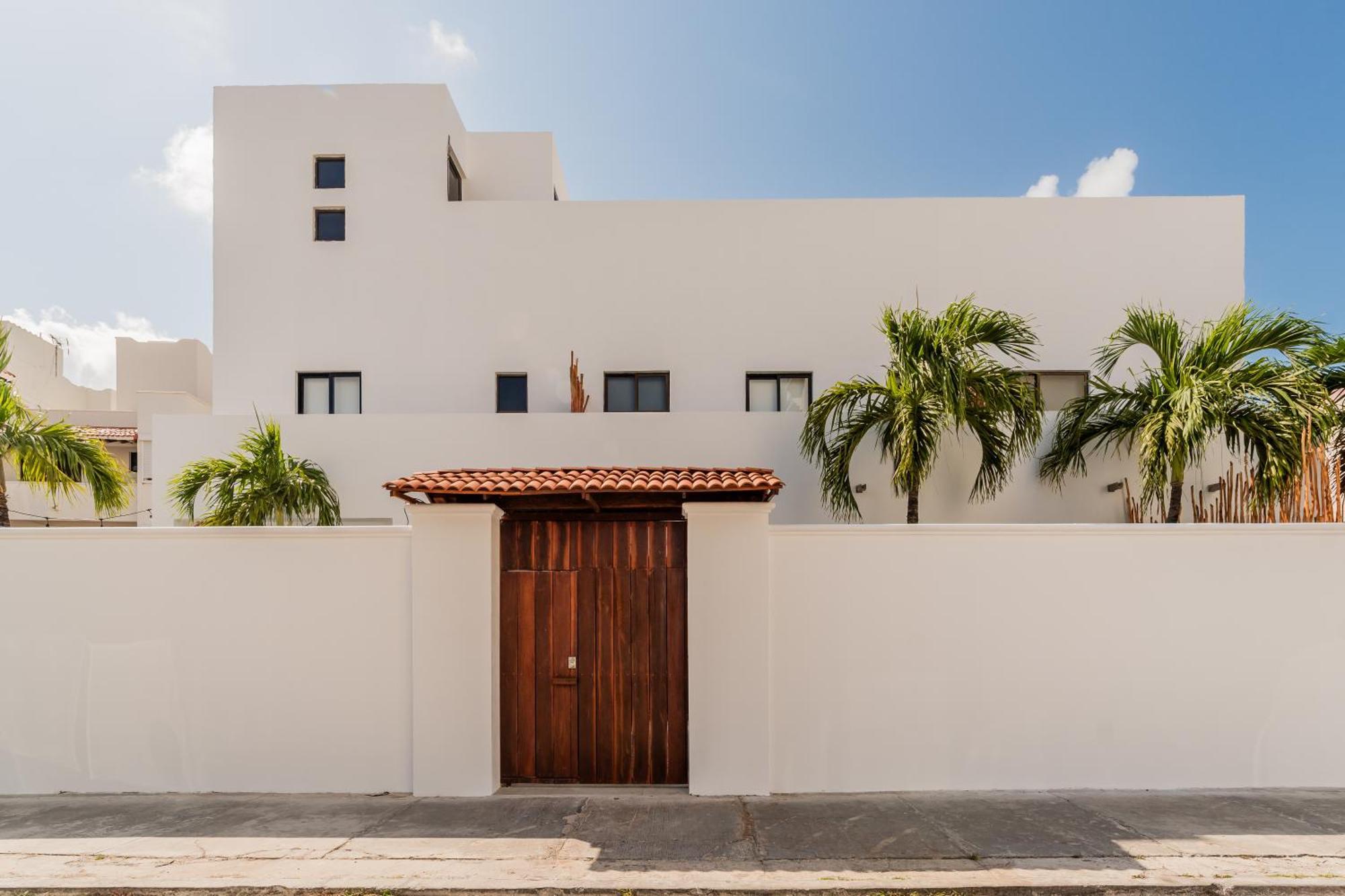 *Casa Aluxes- Guesthouse* Канкун Екстер'єр фото