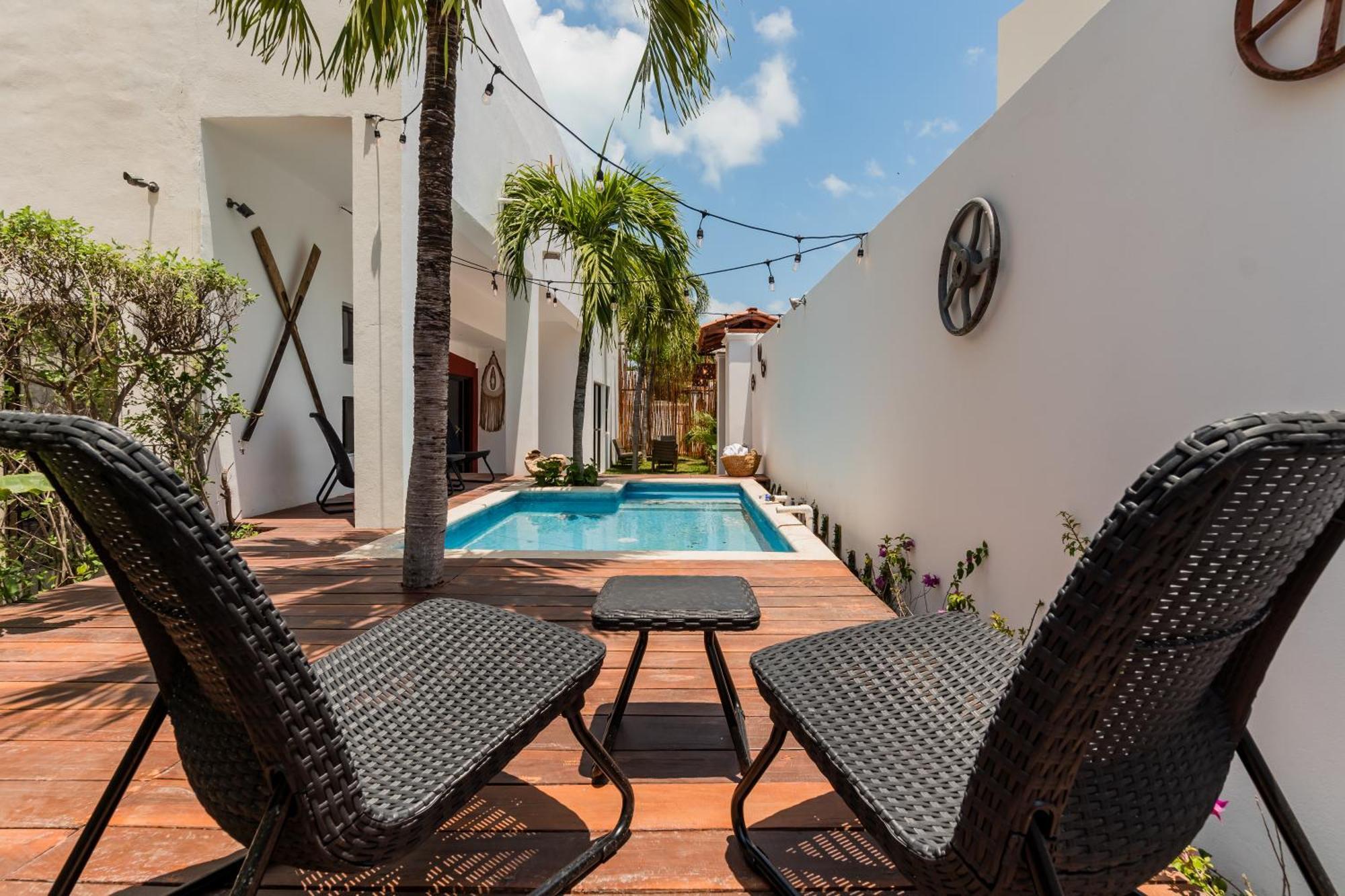 *Casa Aluxes- Guesthouse* Канкун Екстер'єр фото