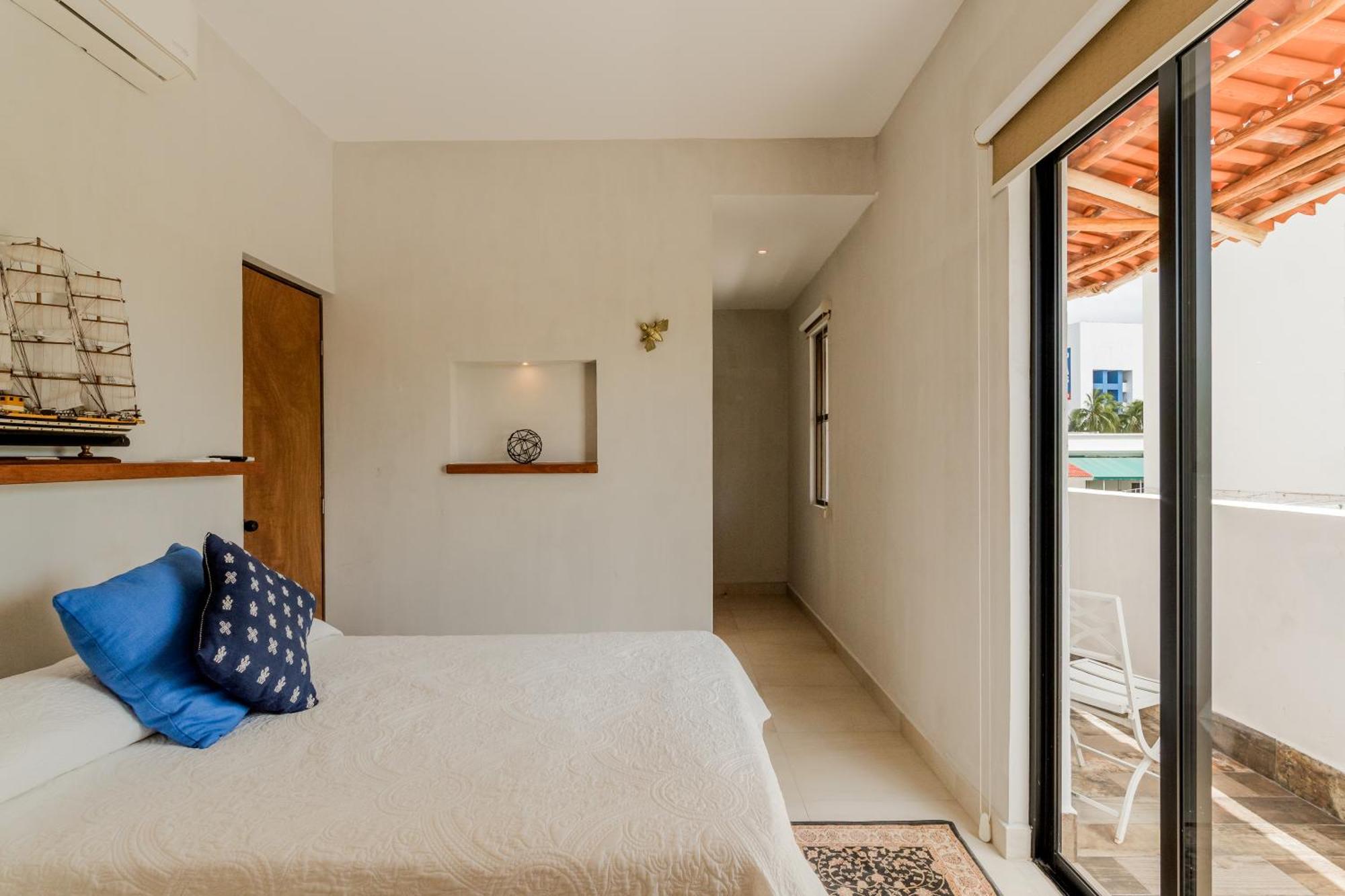 *Casa Aluxes- Guesthouse* Канкун Екстер'єр фото